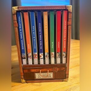 La petite bibliothèque des Cuisines Du Monde